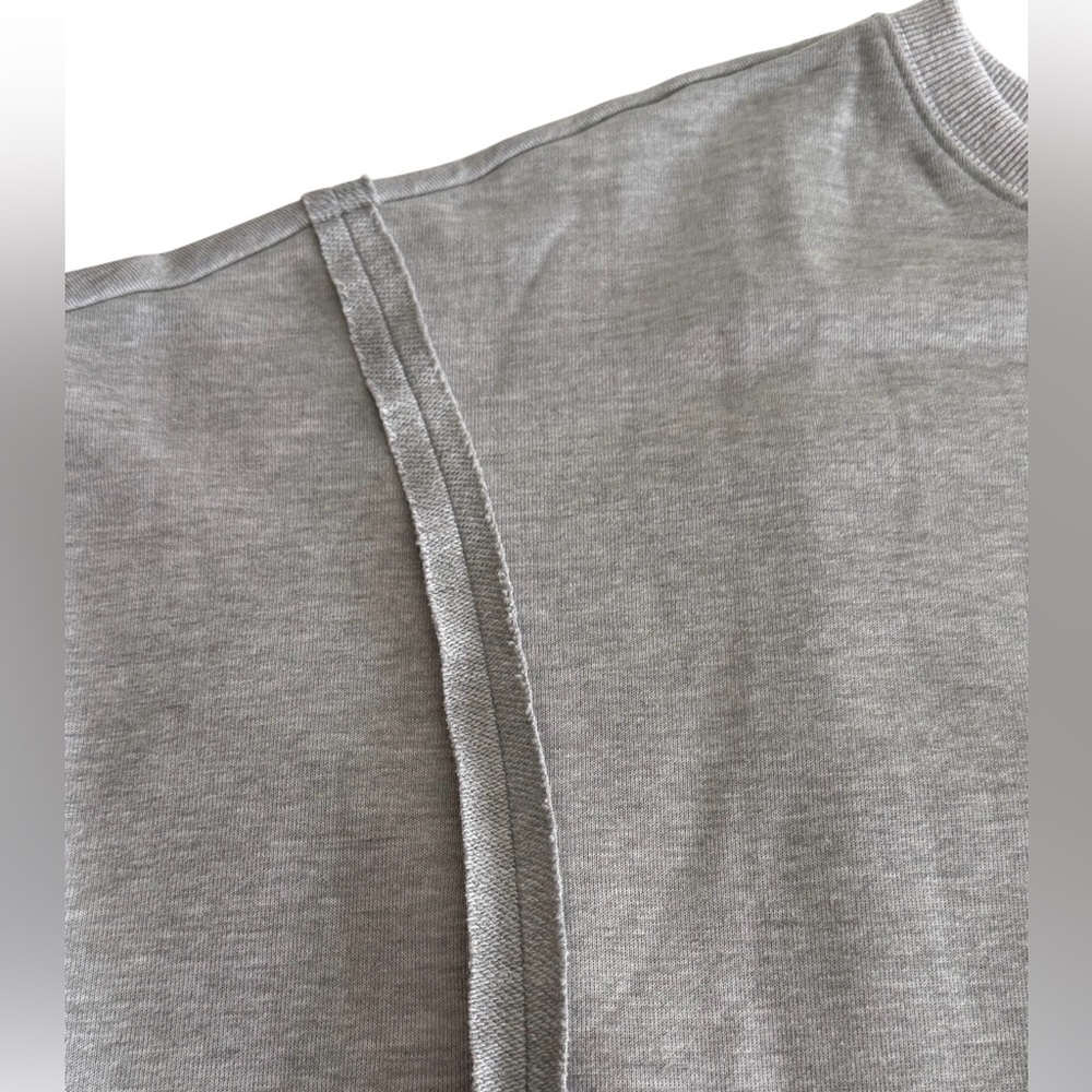 Trendy Queen viral Sweatshirt - Picture 6 of 16
